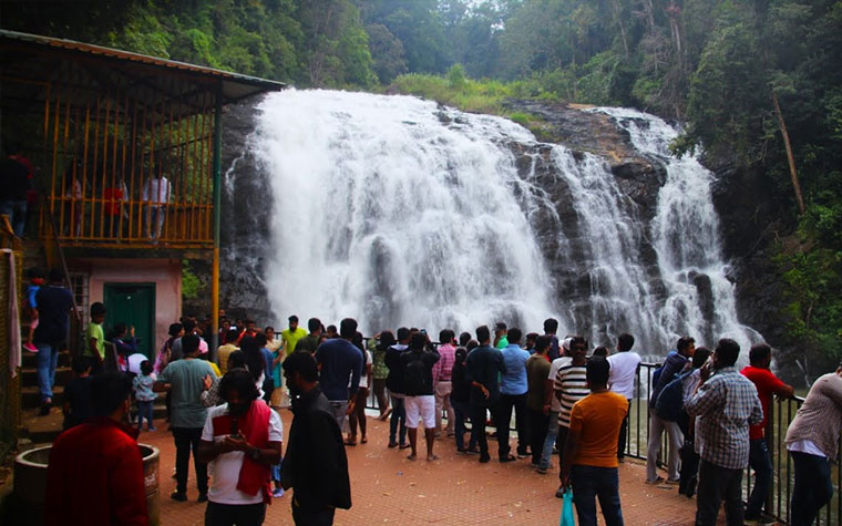 Abbi Falls - Durbare Forest - Cauvery Nisargadhama - Golden Temple - Raja’s Seat Park - Elephant Camp - Harangi Dam - Tala Kaveri.