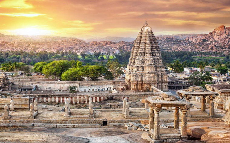 Virupaksha Temple - Vijaya Vittala Temple - Queen's Bath - Old Palace